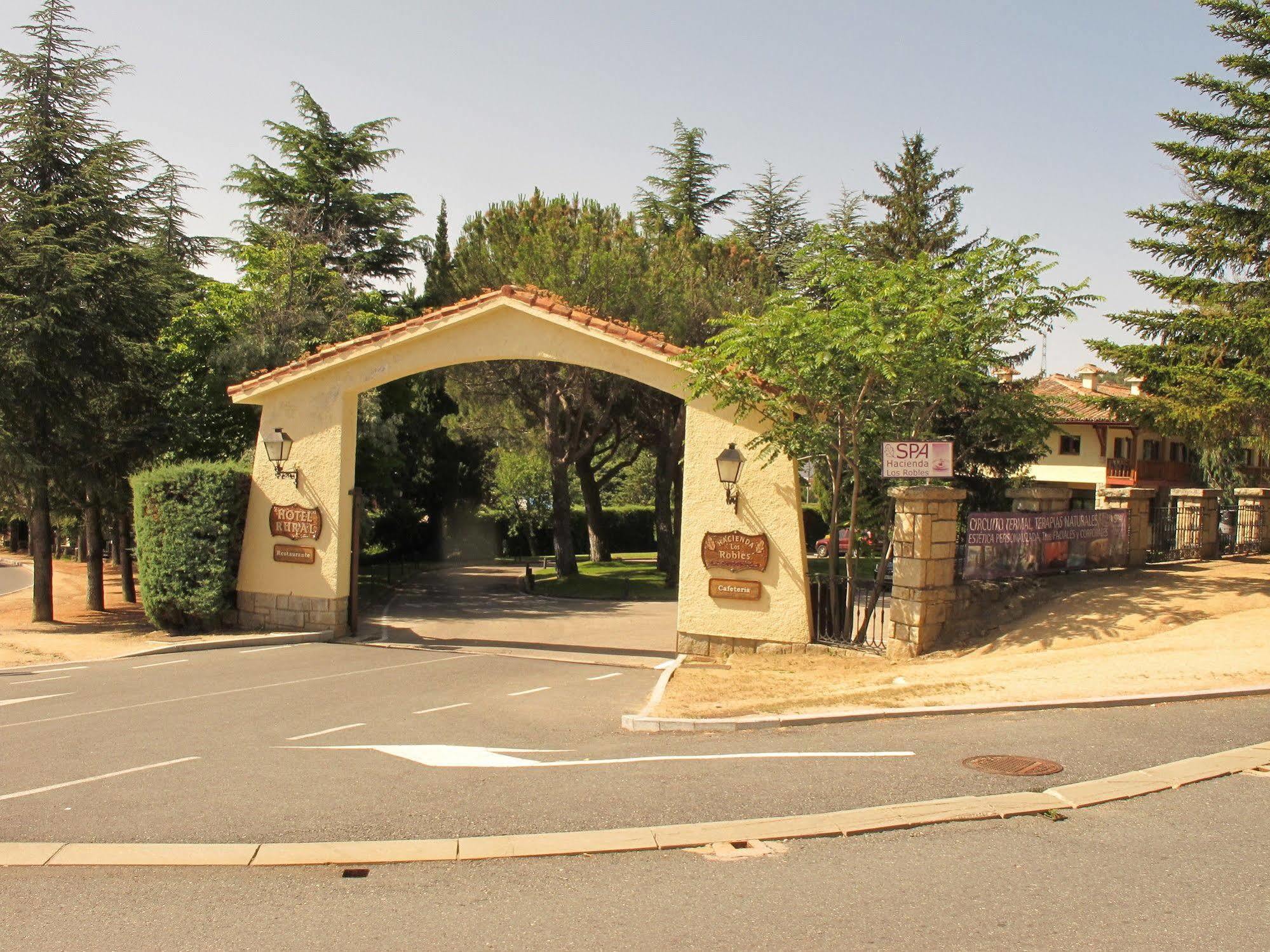 Hotel Rural Spa & Wellness Hacienda Los Robles Navacerrada Buitenkant foto