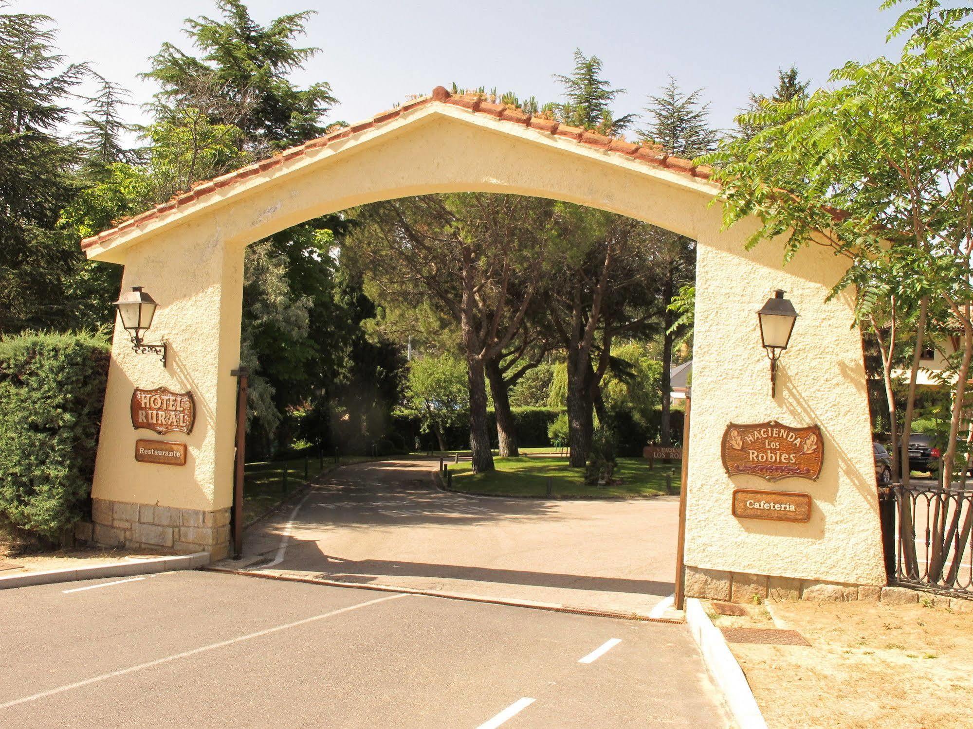 Hotel Rural Spa & Wellness Hacienda Los Robles Navacerrada Buitenkant foto